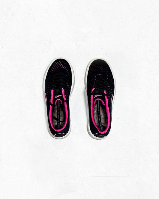 WOMEN’S SPORTS SHOES